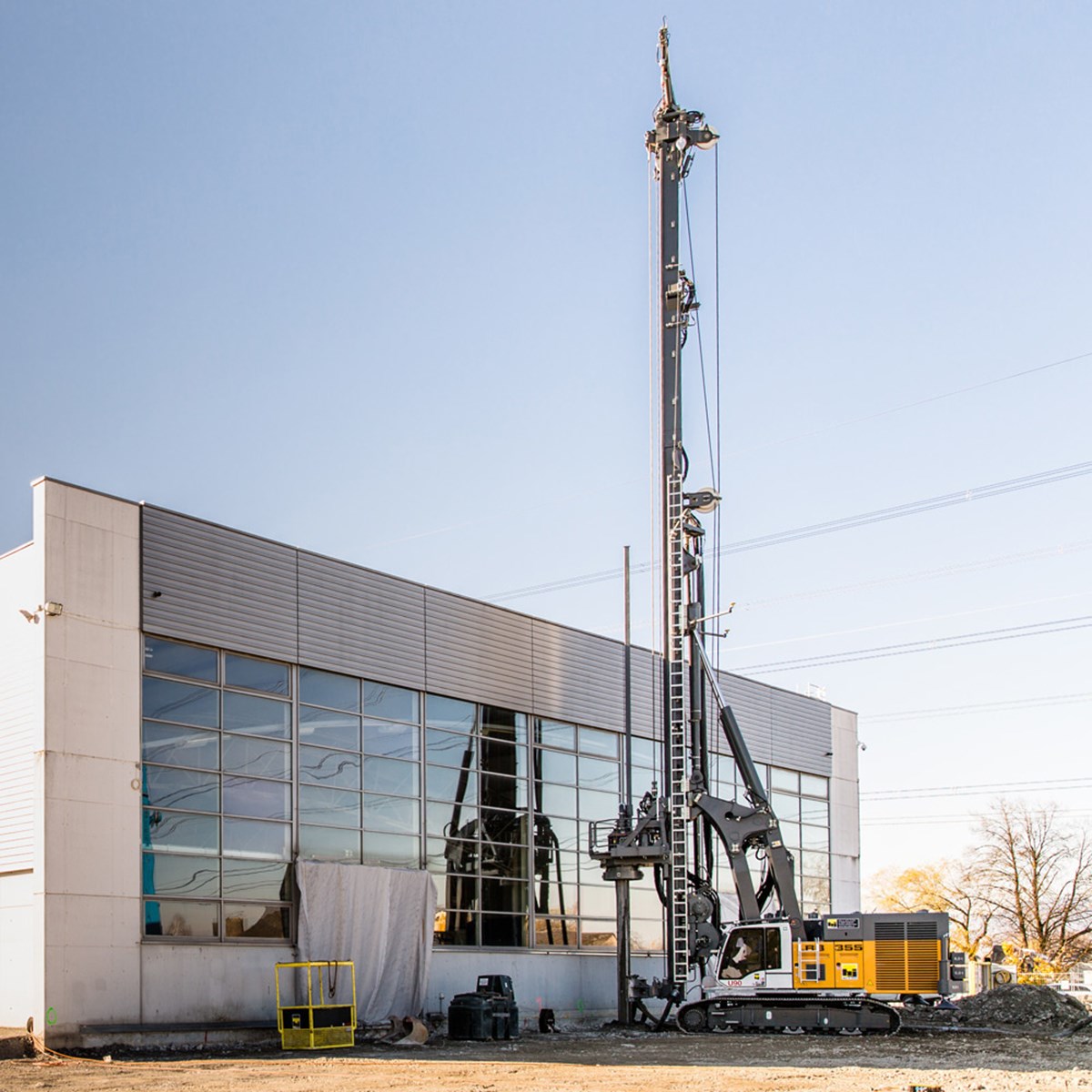 piling and drilling rig full displacement